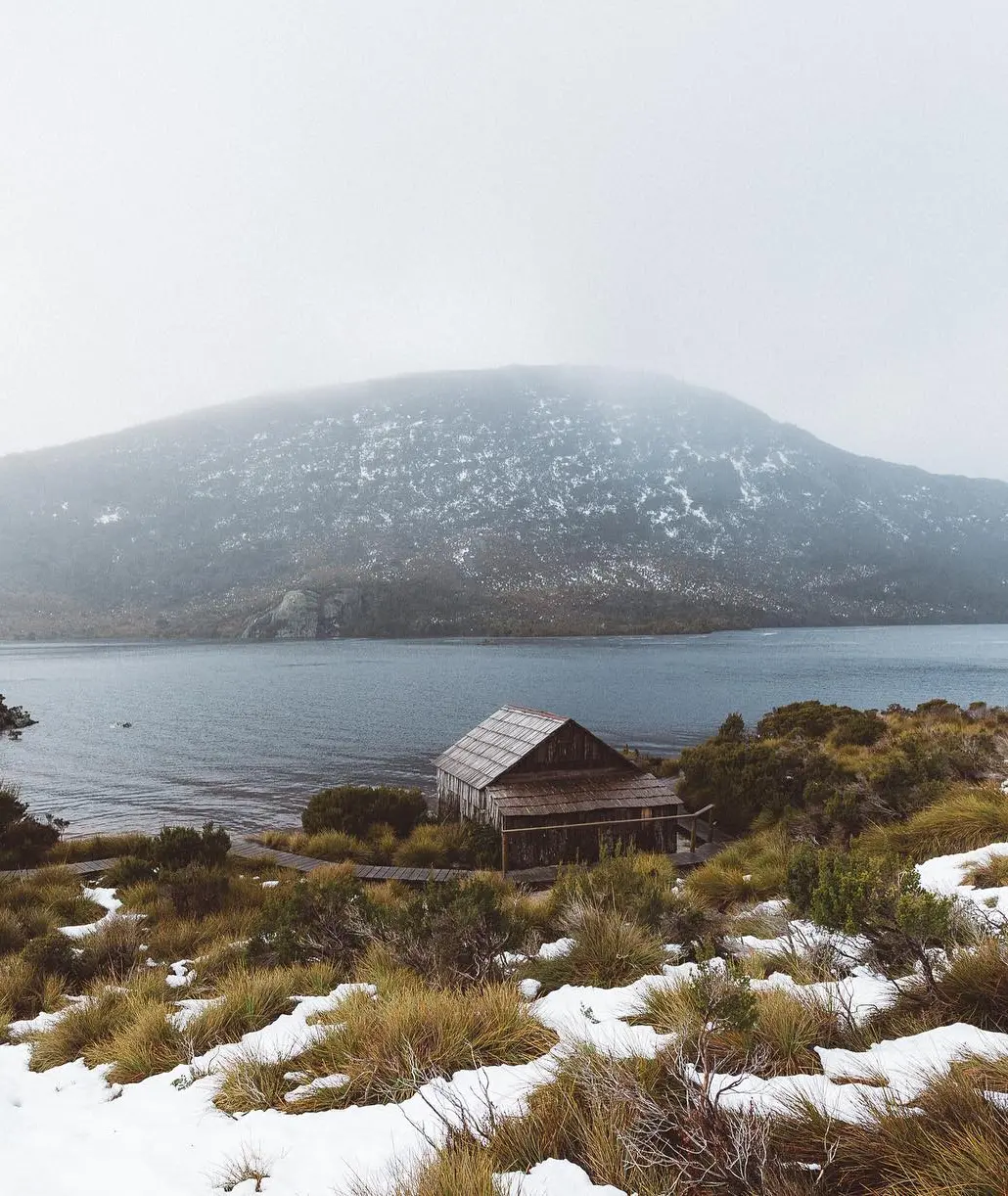 autumn colours in tasmania